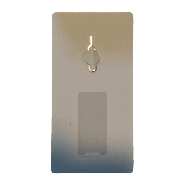 iPhone XS Box Original Apple Retail Packaging with Manual Sim Tool- BOX ONLY - Picture 6 of 9